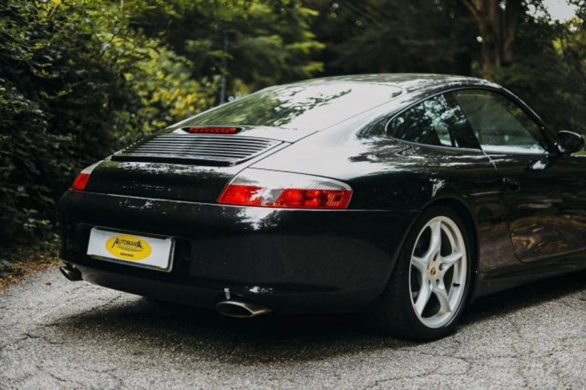 Porsche 911 Coupé Carrera cat  40° Anniversary (2)
