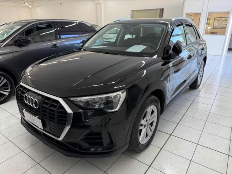 Audi Q3 35 TDI quattro S tronic Business
