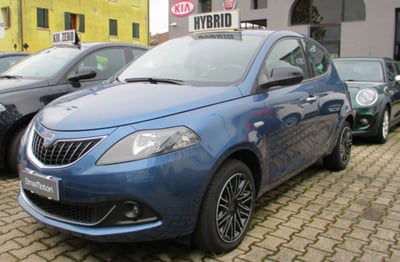 Lancia Ypsilon 1.0 FireFly 5 porte S&S Hybrid Gold Plus usata
