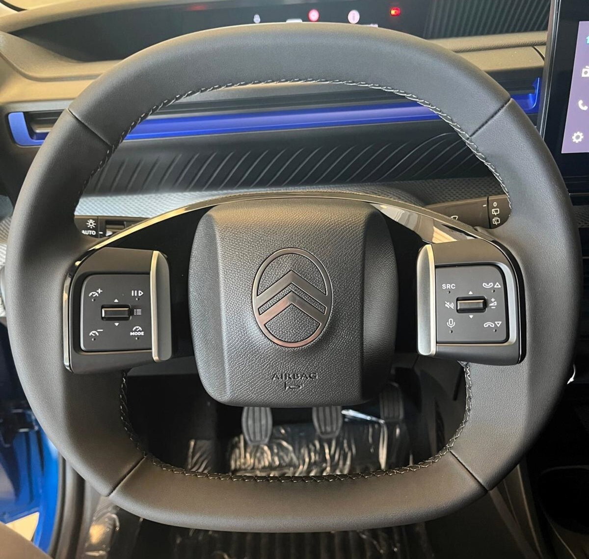 Citroen C3 Aircross 1.2 puretech turbo Plus 100cv (14)