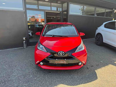 Toyota Aygo 1.0 VVT-i 69 CV 5 porte x-play usata