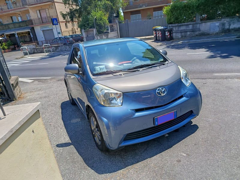 Toyota iQ 1.0 CVT Trend