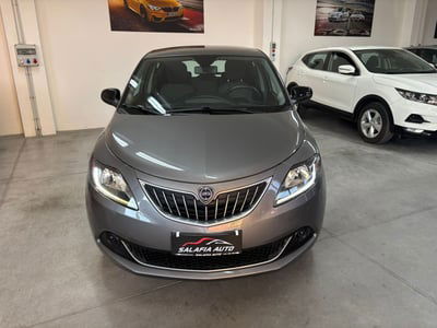 Lancia Ypsilon 1.0 FireFly 5 porte S&S Hybrid Silver Plus usata