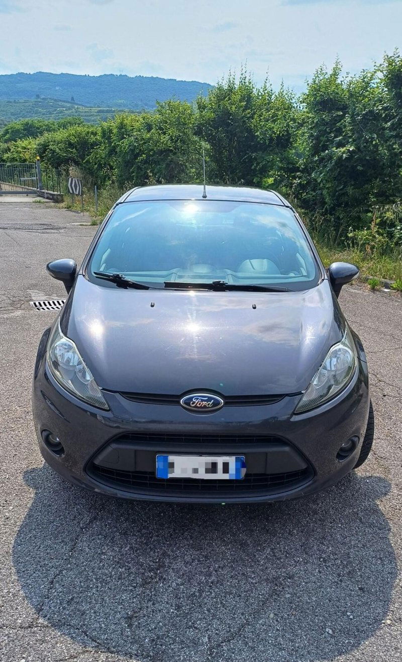 Ford Fiesta 1.4 5 porte Bz.- GPL Titanium