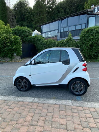 smart Fortwo 1000 52 kW MHD coupé pulse usata