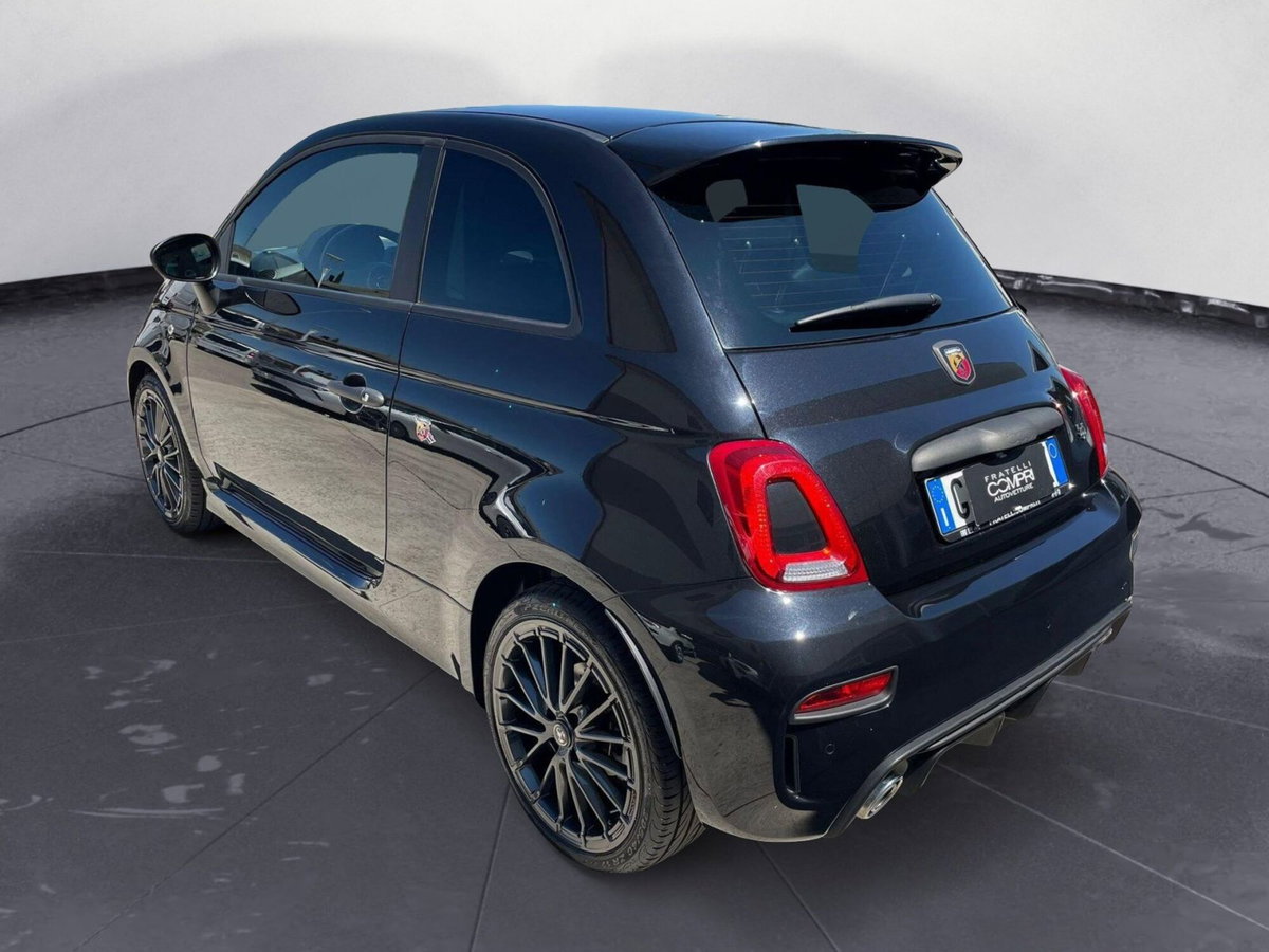 Abarth 595 595 1.4 Turbo T-Jet 165 CV (4)