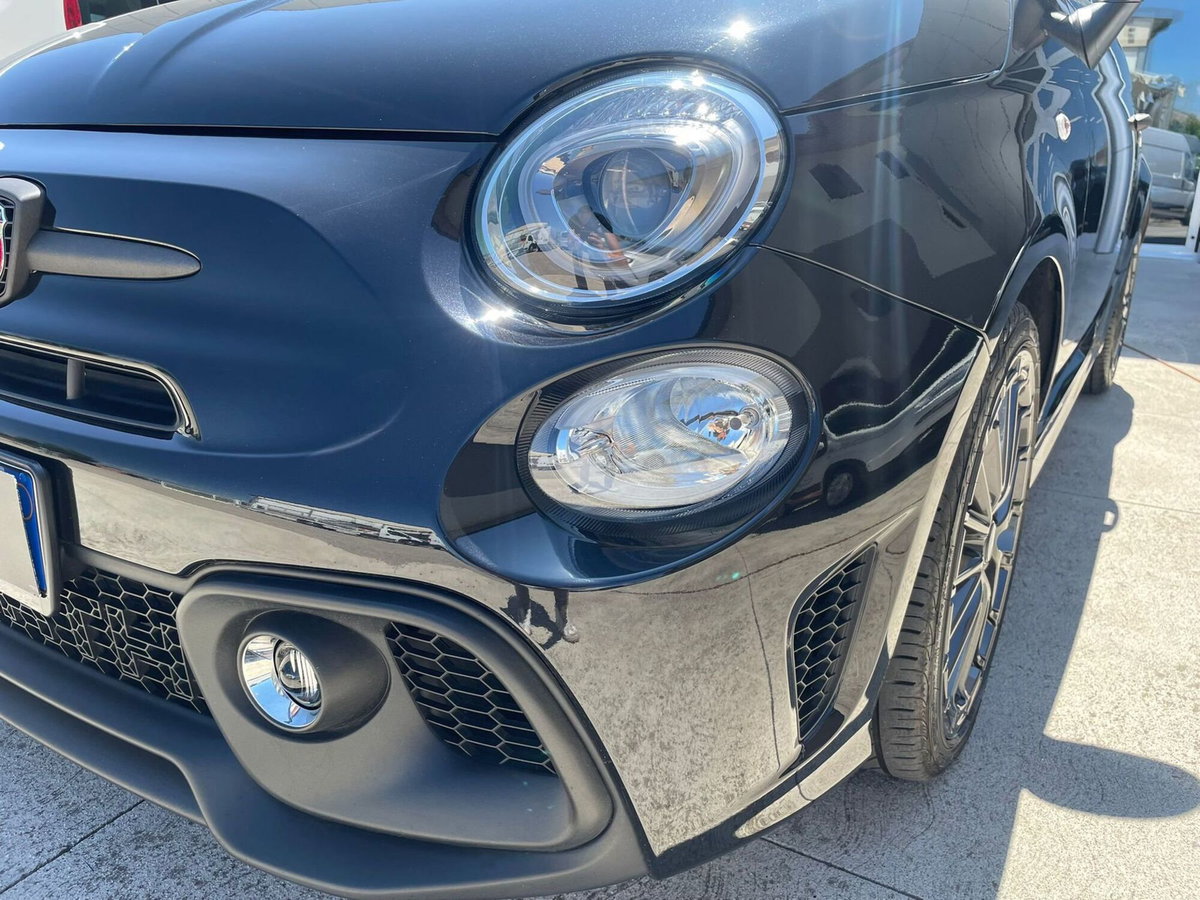Abarth 595 595 1.4 Turbo T-Jet 165 CV (6)