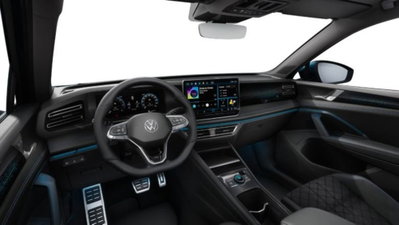 Volkswagen Tiguan 2.0 tdi R-Line 150cv dsg (5)