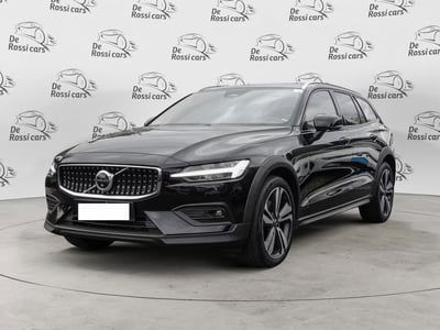 Volvo V60 Cross Country 2.0 b4 Ultimate awd auto usata