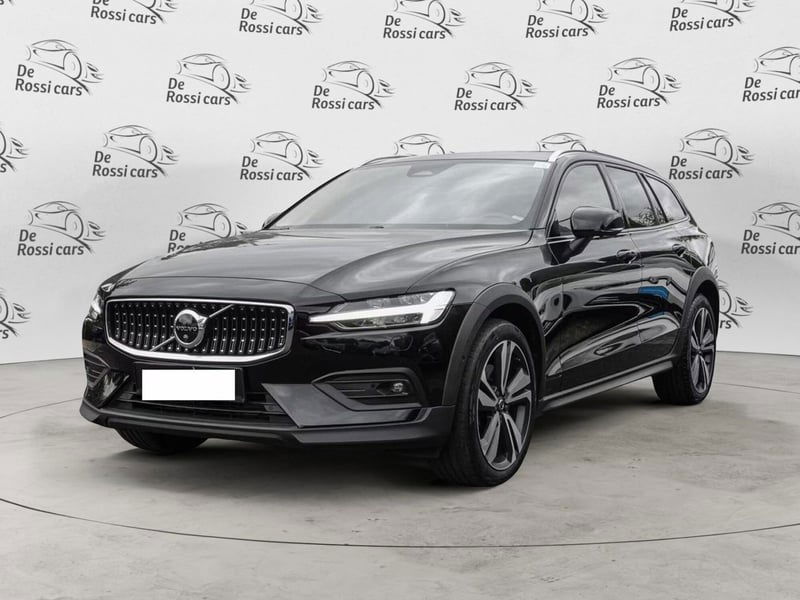 Volvo V60 Cross Country 2.0 b4 Ultimate awd auto