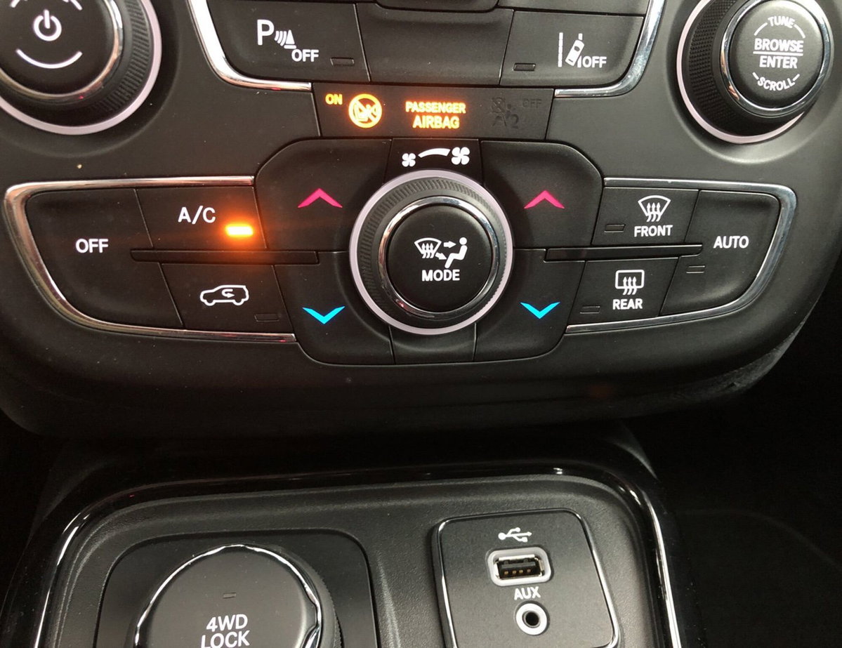 Jeep Compass 2.0 Multijet II aut. 4WD Limited (13)