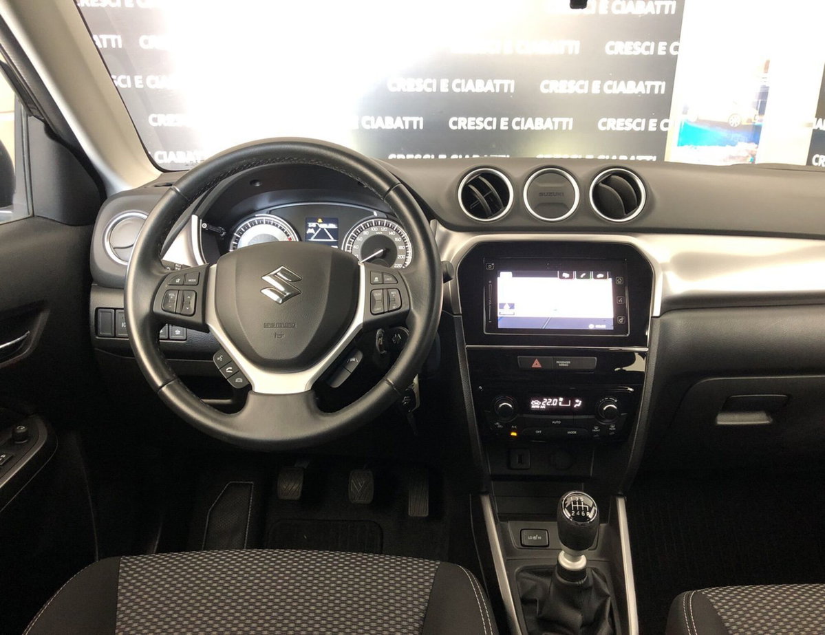 Suzuki Vitara 1.4 Hybrid 4WD AllGrip Easy Cool (12)