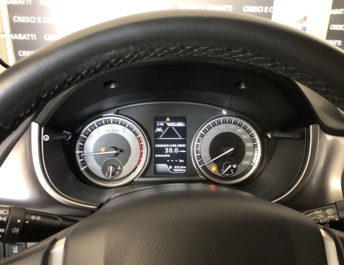 Suzuki Vitara 1.4 Hybrid 4WD AllGrip Easy Cool (13)
