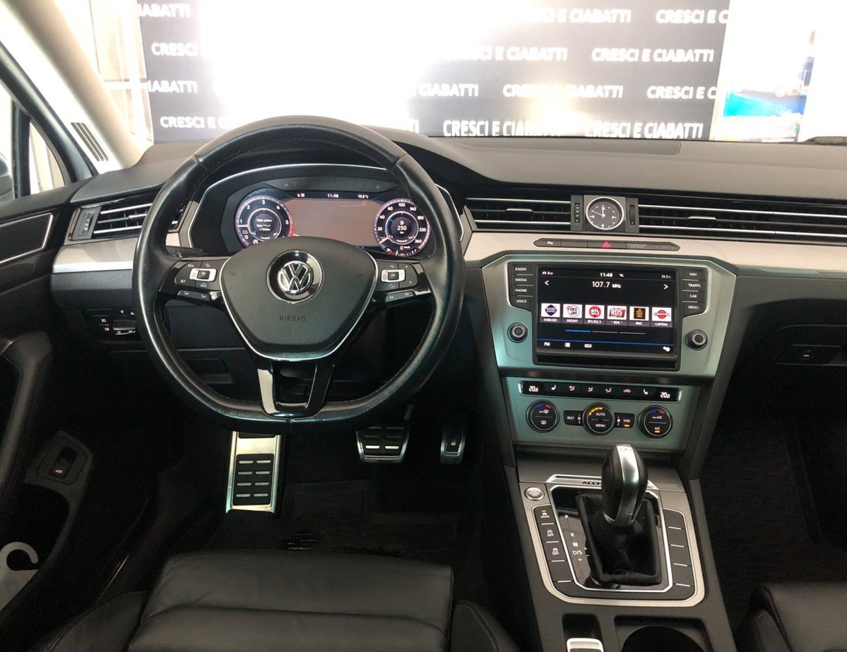 Volkswagen Passat Variant Alltrack 2.0 TDI 190 CV 4MOTION DSG BMT (17)