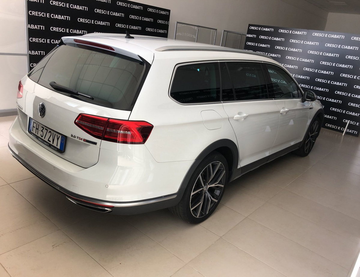 Volkswagen Passat Variant Alltrack 2.0 TDI 190 CV 4MOTION DSG BMT (2)