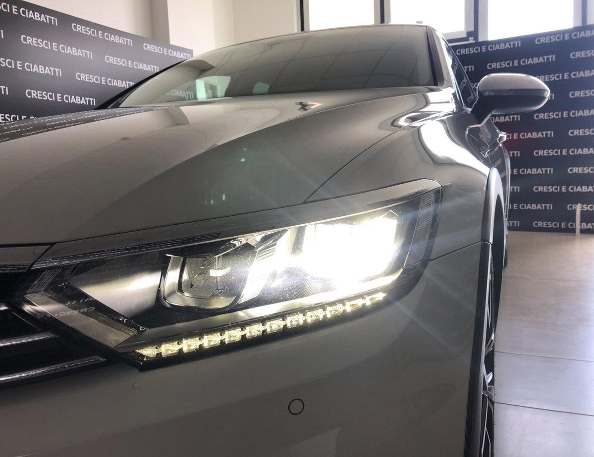 Volkswagen Passat Variant Alltrack 2.0 TDI 190 CV 4MOTION DSG BMT (7)
