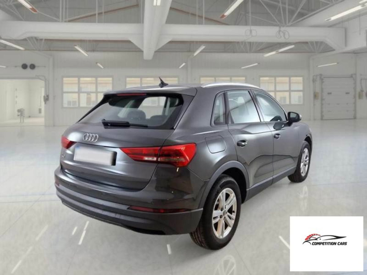 Audi Q3 35 TDI quattro S tronic Business Advanced (2)