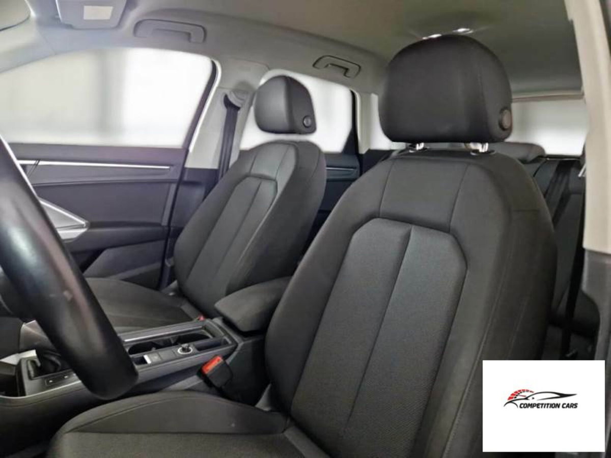 Audi Q3 35 TDI quattro S tronic Business Advanced (9)