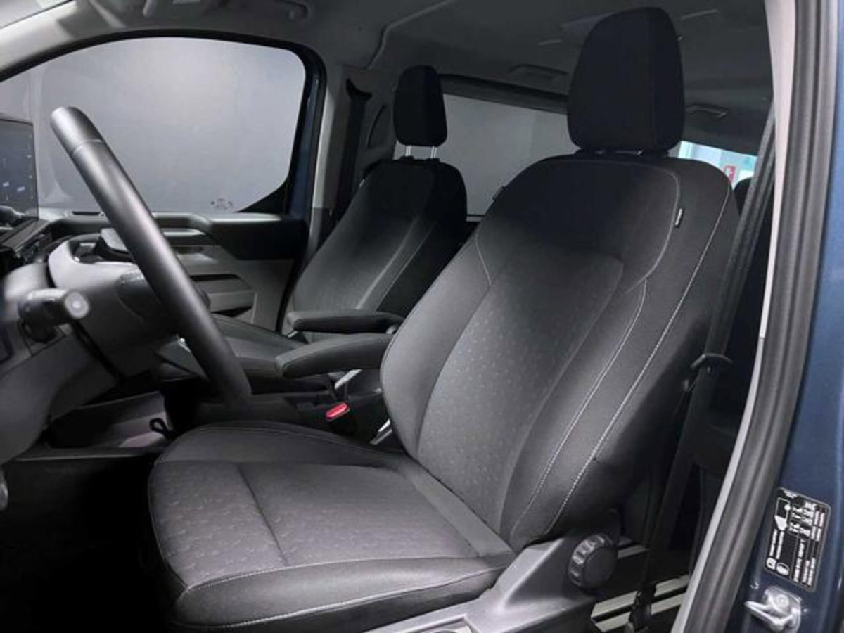 Ford Tourneo Custom 320 2.0 ecoblue 136cv Titanium L1H1 AWD A8 (12)