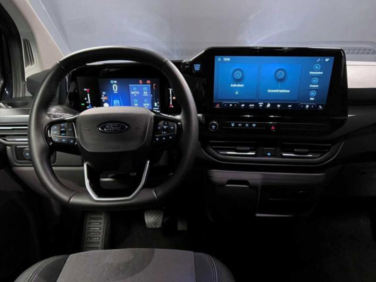 Ford Tourneo Custom 320 2.0 ecoblue 136cv Titanium L1H1 AWD A8 (15)