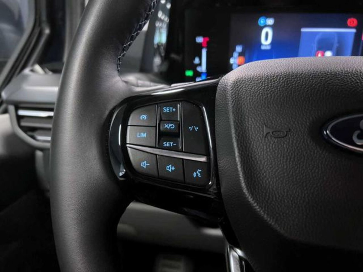 Ford Tourneo Custom 320 2.0 ecoblue 136cv Titanium L1H1 AWD A8 (17)