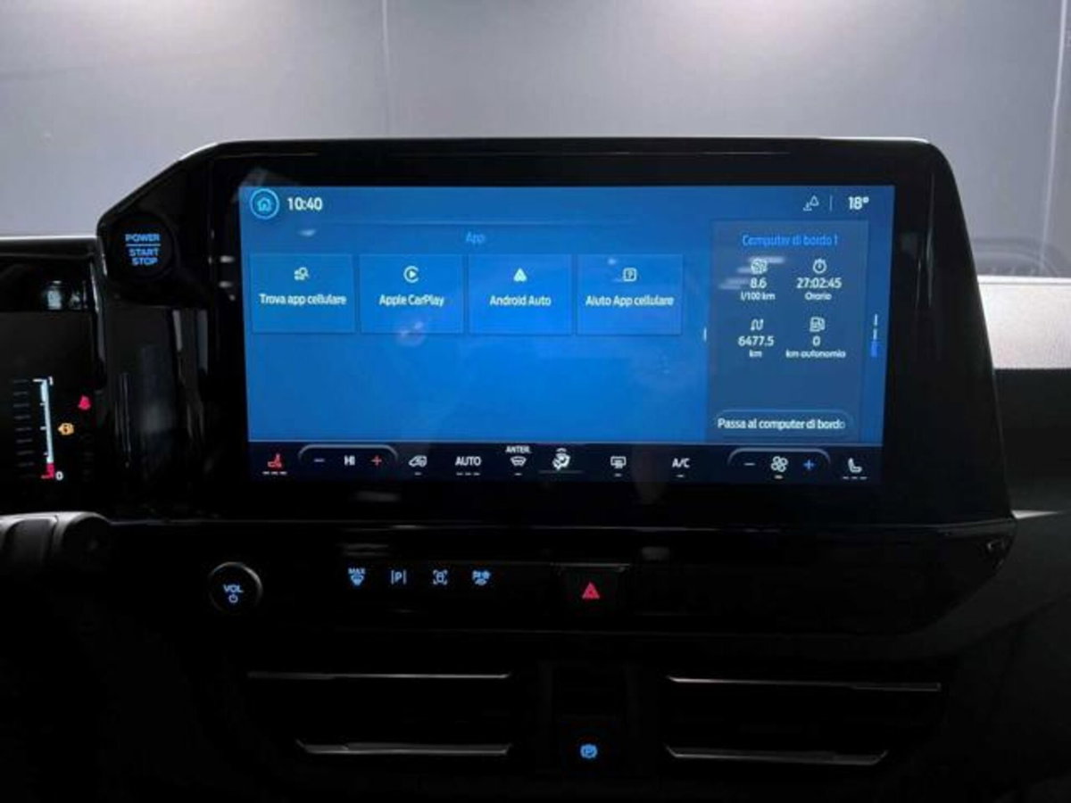 Ford Tourneo Custom 320 2.0 ecoblue 136cv Titanium L1H1 AWD A8 (19)