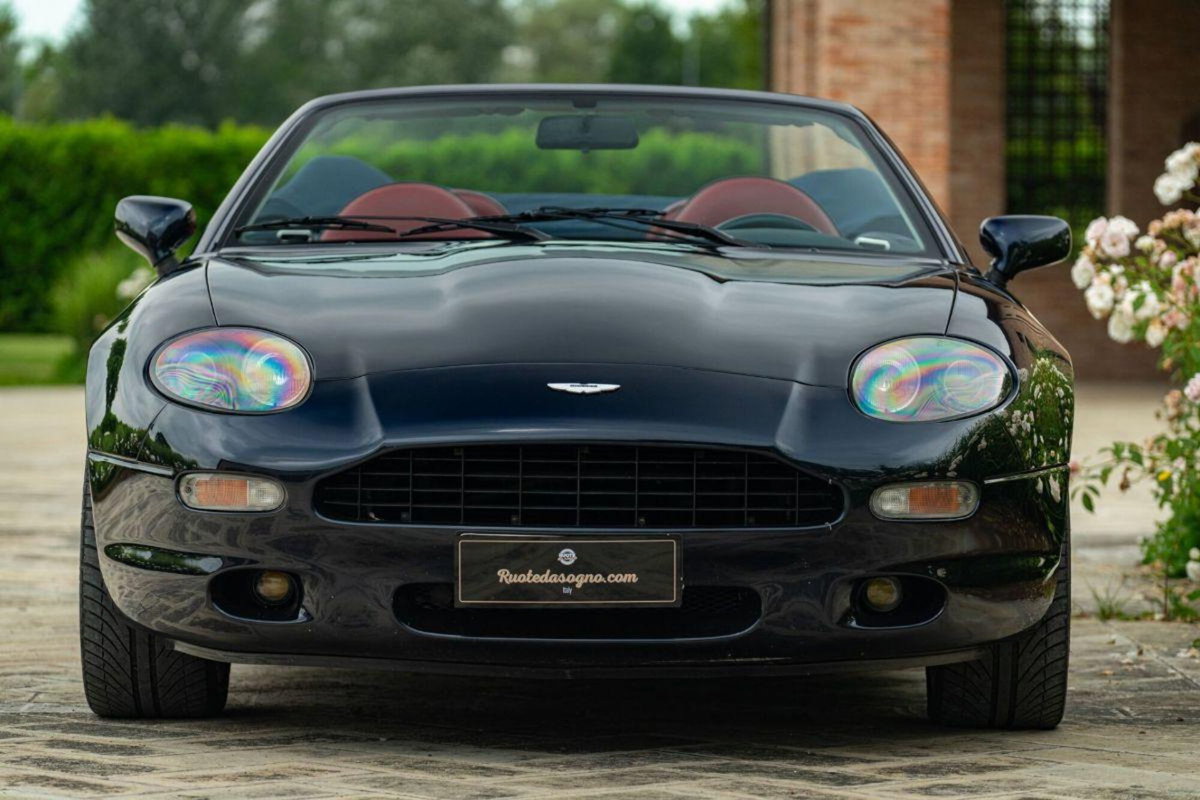 Aston Martin DB7 Cabrio Volante (2)