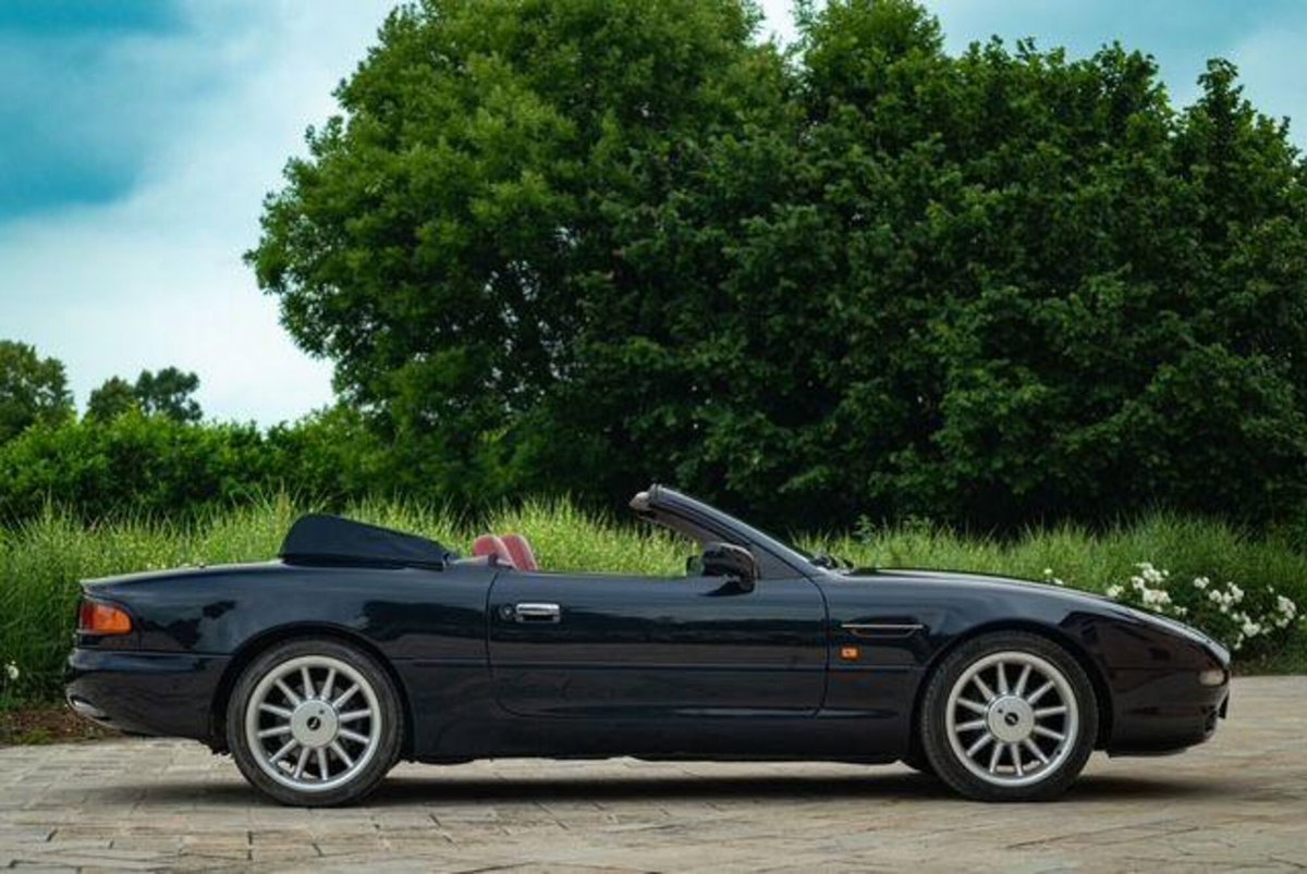 Aston Martin DB7 Cabrio Volante (5)