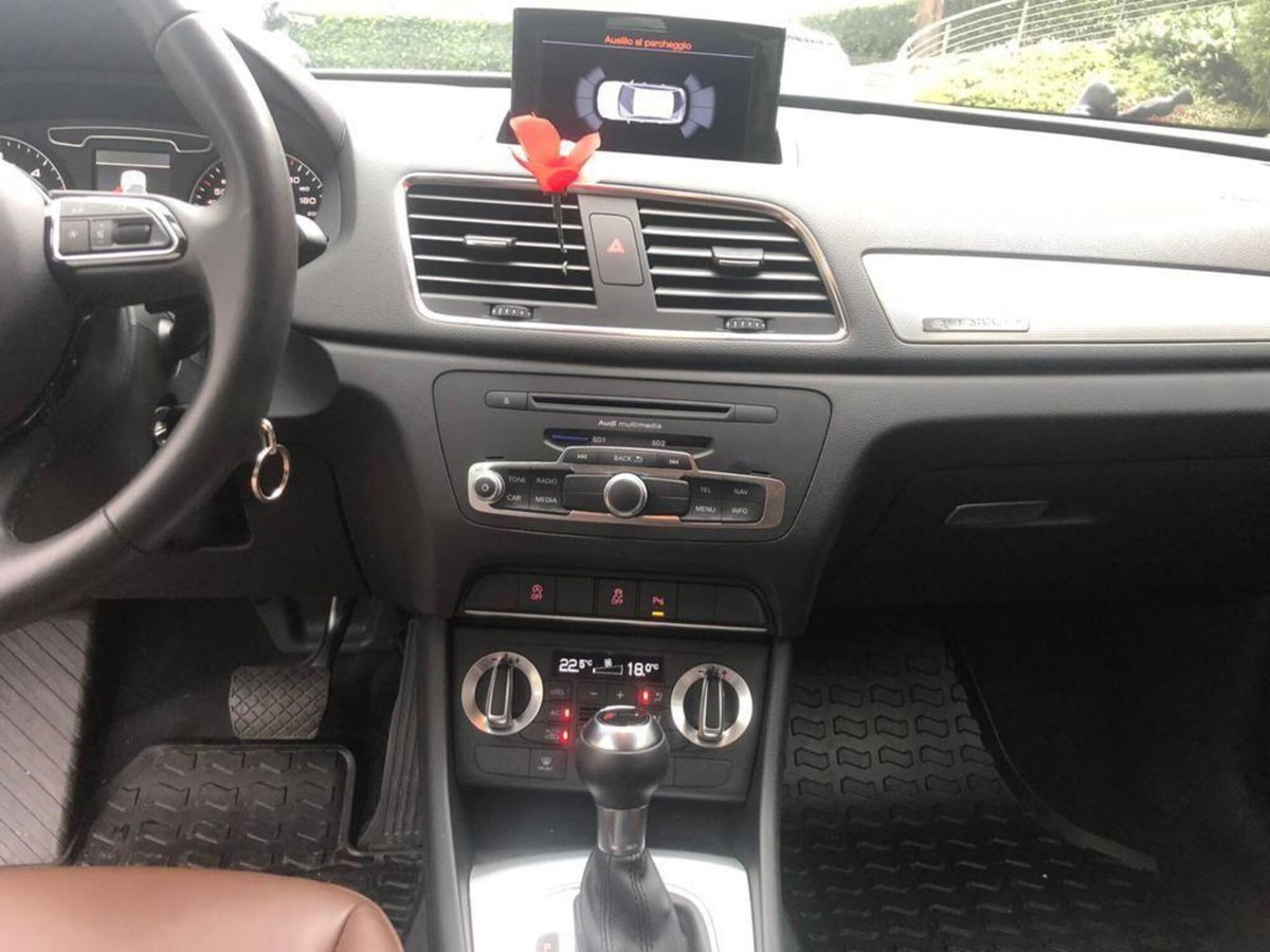 Audi Q3 2.0 TDI 177 CV quattro (4)