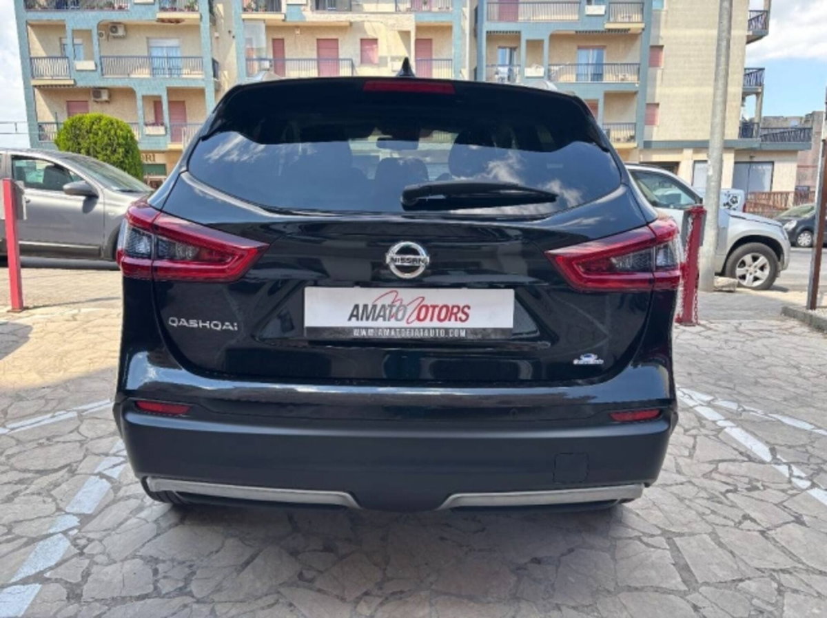 Nissan Qashqai 1.3 DIG-T 140 CV N-Connecta (5)