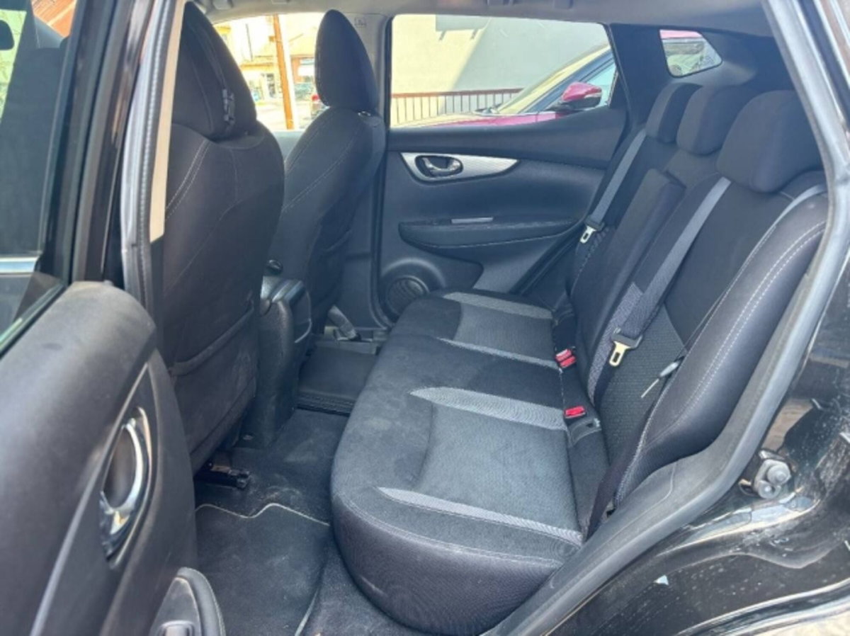 Nissan Qashqai 1.3 DIG-T 140 CV N-Connecta (9)