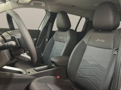 Jeep Avenger 1.2 turbo e-hybrid mhev Summit fwd 110cv edct6 (10)