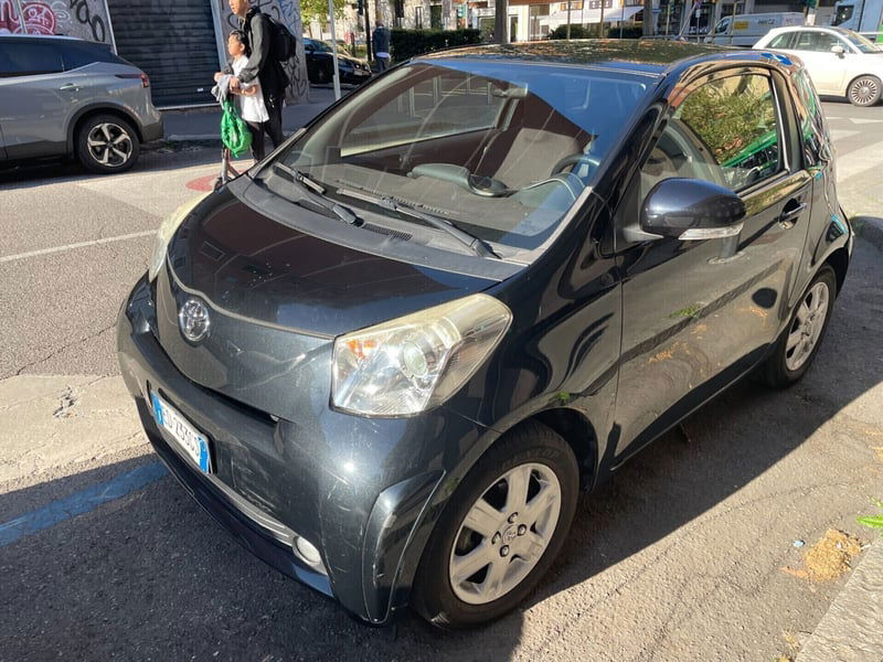 Toyota iQ 1.0 Sol