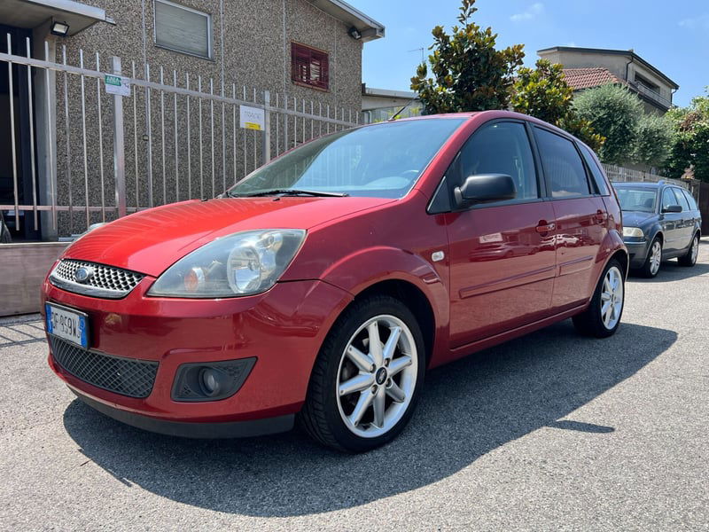 Ford Fiesta 1.2 16V 5p. Titanium