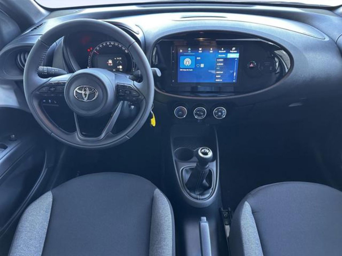 Toyota Aygo X 1.0 VVT-i 72 CV 5 porte Limited Air (3)