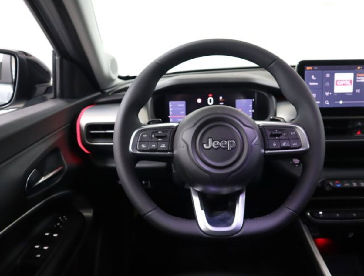 Jeep Avenger 1.2 turbo Summit fwd 100cv (14)