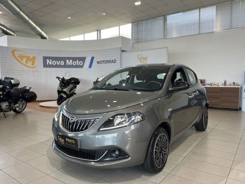 Lancia Ypsilon 1.0 FireFly 5 porte S&S Hybrid Silver Plus