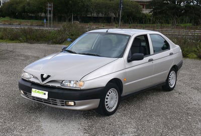 Alfa Romeo 146 1.6i 16V Twin Spark cat L usata