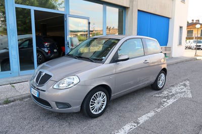 Lancia Ypsilon 1.2 New Oro usata