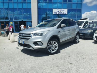 Ford Kuga 2.0 TDCI 150 CV S&S 4WD Powershift Titanium usata