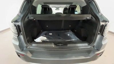 Jeep Avenger 1.2 turbo Summit fwd 100cv (4)