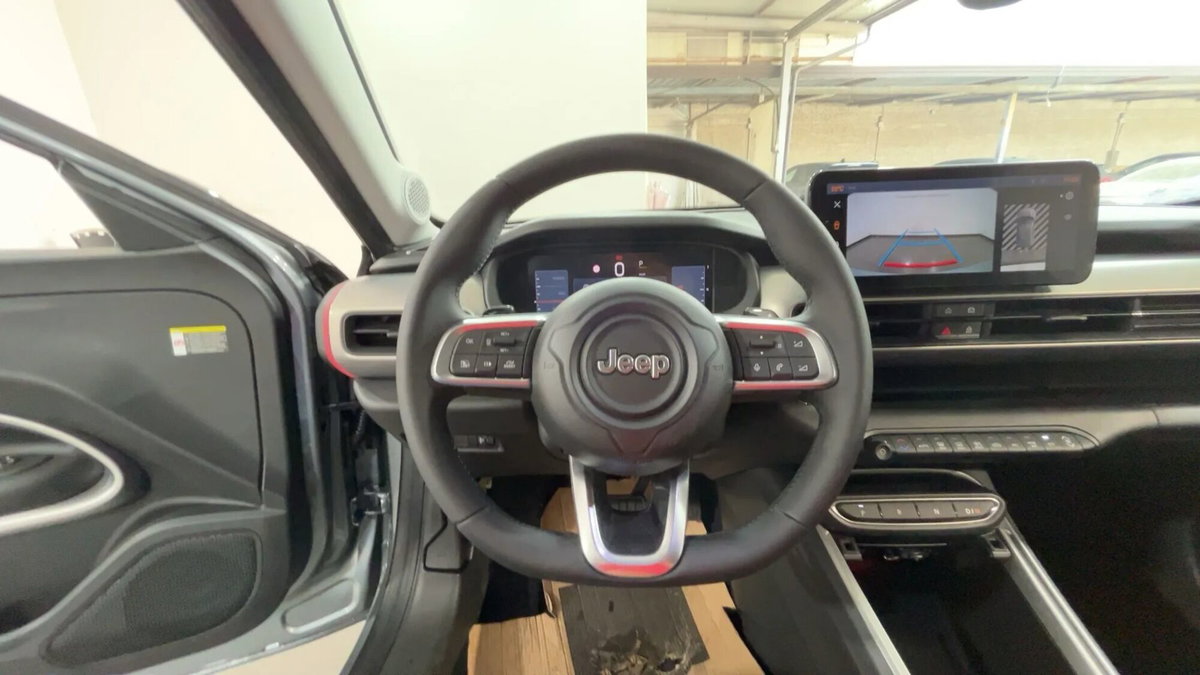 Jeep Avenger 1.2 turbo Summit fwd 100cv (7)