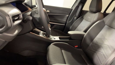 Jeep Avenger 1.2 turbo Altitude fwd 100cv (6)