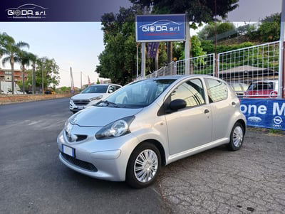 Toyota Aygo 1.0 12V VVT-i 5 porte Sol usata