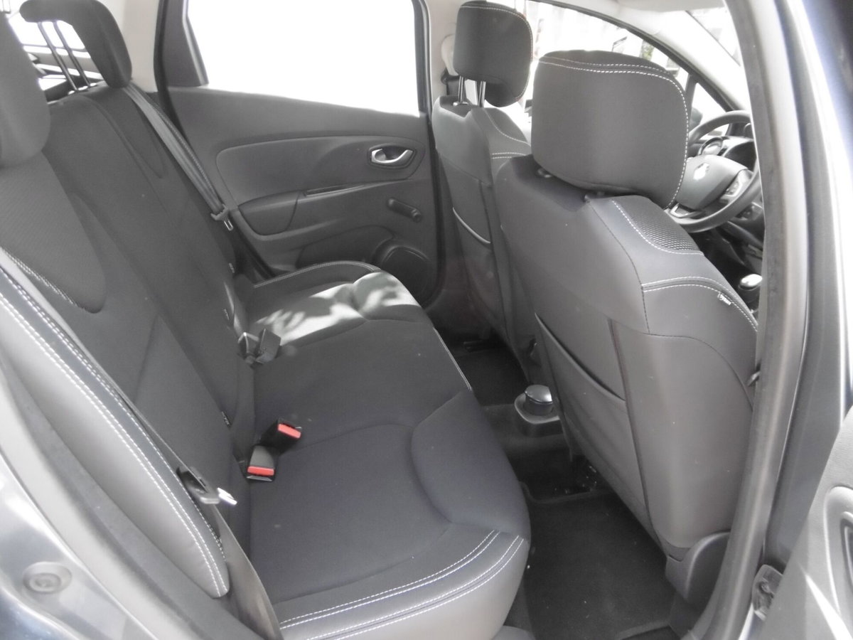 Renault Clio Sporter dCi 8V 90 CV Business (14)