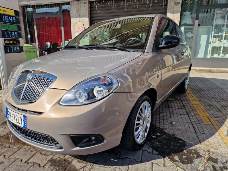Lancia Ypsilon 1.2 69 CV Diva