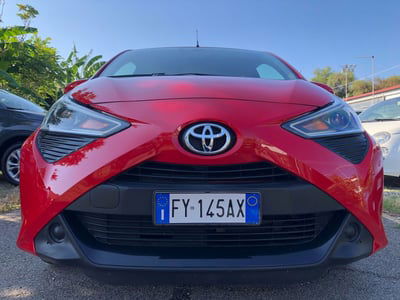Toyota Aygo 1.0 VVT-i 72 CV 5 porte x-cool MMT usata