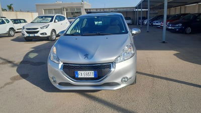 Peugeot 208 HDi 68 CV 5 porte Allure usata