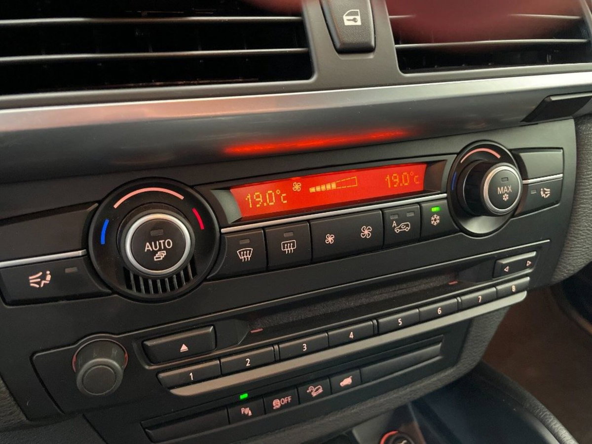 BMW X6 xDrive30d Futura (16)