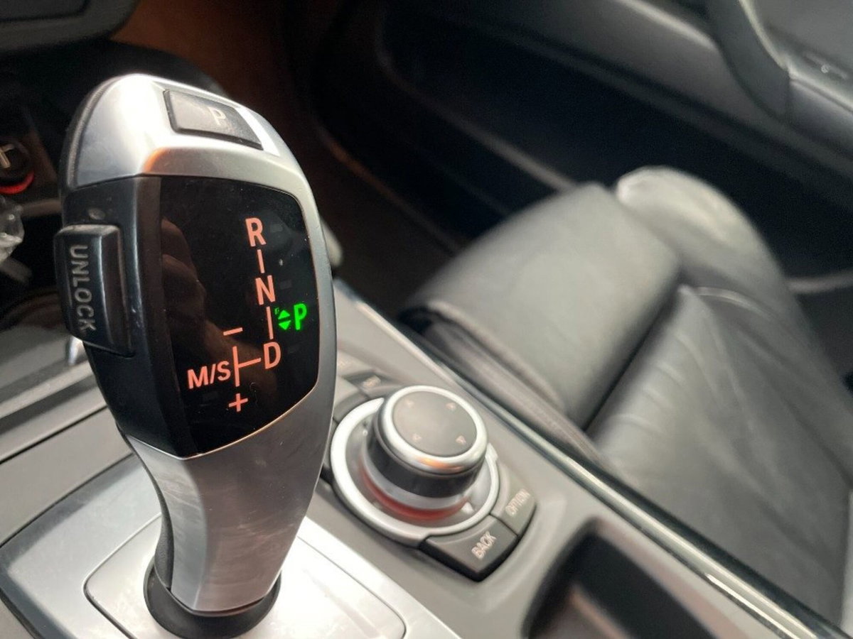 BMW X6 xDrive30d Futura (17)
